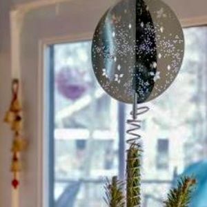 Christmas tree topper ‘December Tales’